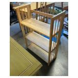 Folding book shelf