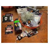 Spiderweb bowl, fak teeth, mini light, misc