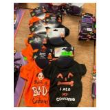 7ct Halloween pet tees size M & S