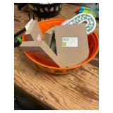 Halloween treat bowl, misc