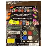 3ct Deluxe Family Makeup Kit & Phantom Costume