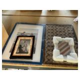 Picture frames, 2 Damaged Large frames, 3 small