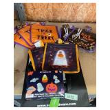 7ct Halloween tote bags & squisy kit