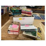 iPad 4th Gen., Assorted Books