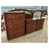 Queen size bedroom set
