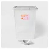 Pet Food Storage Tub with Built-in Scoop