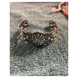 Unverified Womens Fashion Bracelet