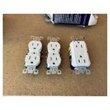 3ct 3 prong outlets