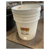 5 gallon honey bucket