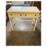 White Vanity With Mirror