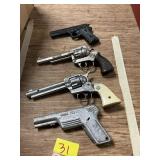 4ct Vintage Toy Guns