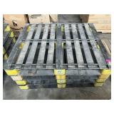 4 ct. fiberglass pallets