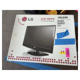 LG LCD HDTV 19in tv