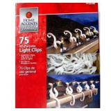 4 ct Home Accents Holiday 80195 Universal Clip