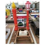 Xmas items & step stool