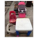 Kids table & chairs, high chair