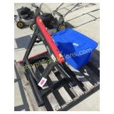 Sawhorse, plastic tub