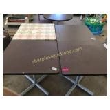 Square tables, quantity 4