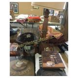 Wall art, lamp, misc