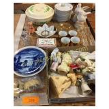 figurines, dishes