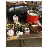 crockpot, roaster, figurines