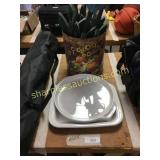 Platters, wood tulips