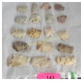 Collection of chipped stone arrow heads