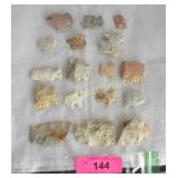 Collection of chipped stone arrow heads