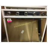 Mirror/light medicine cabinets