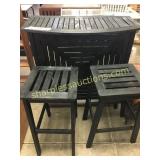 Mini bar w/2 stools