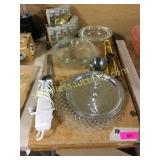 Spice rack, kitchen items