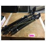 2 Tripods