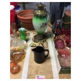 Lamp w/o globe, pitcher