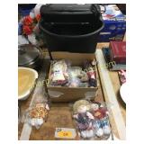 Dolls, paper shredder