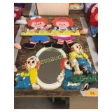 Raggedy Ann/Andy wall décor