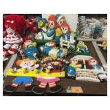 Raggedy Ann/Andy wall décor