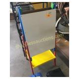 Kids easel