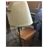 End table w/lamp