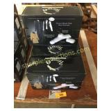 Boxes of Extensible hangers