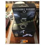 Boxes of Extensible hangers