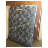Full mattress/boxspring set