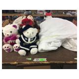 Stuff animals, bedding