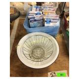 Enamel bowl, fragrance sticks