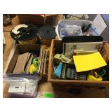 Plastic chain, office supplies, misc