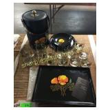 Retro Couroc drink set