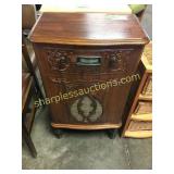 Antique Victor radio cabinet