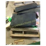 Floor mats, cleaning tools