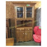 Corner hutch w/glass doors