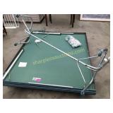 Ping pong table w/accessories
