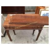 Vintage wood table w/leaves